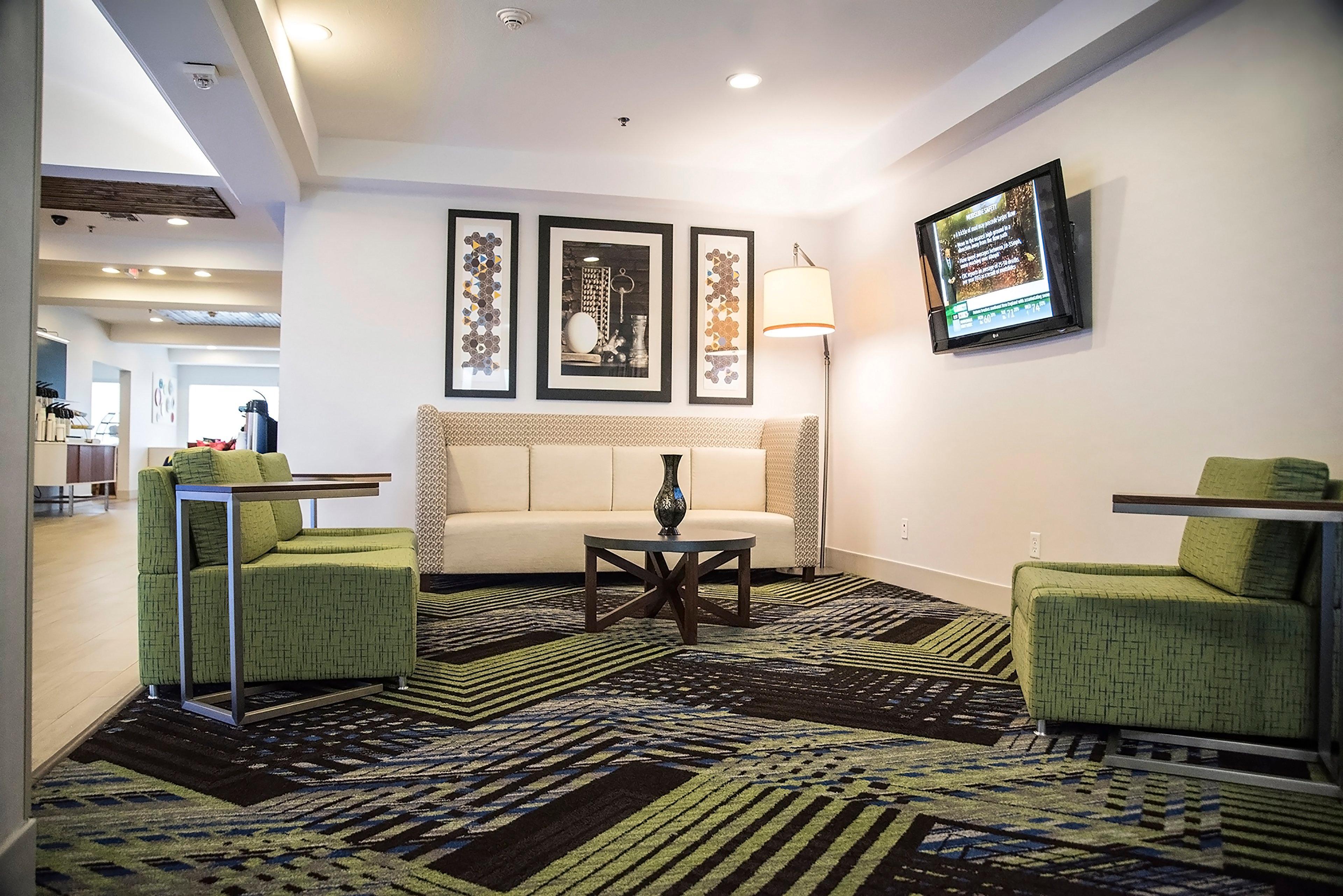 Holiday Inn Express & Suites Alexandria, An Ihg Hotel Luaran gambar
