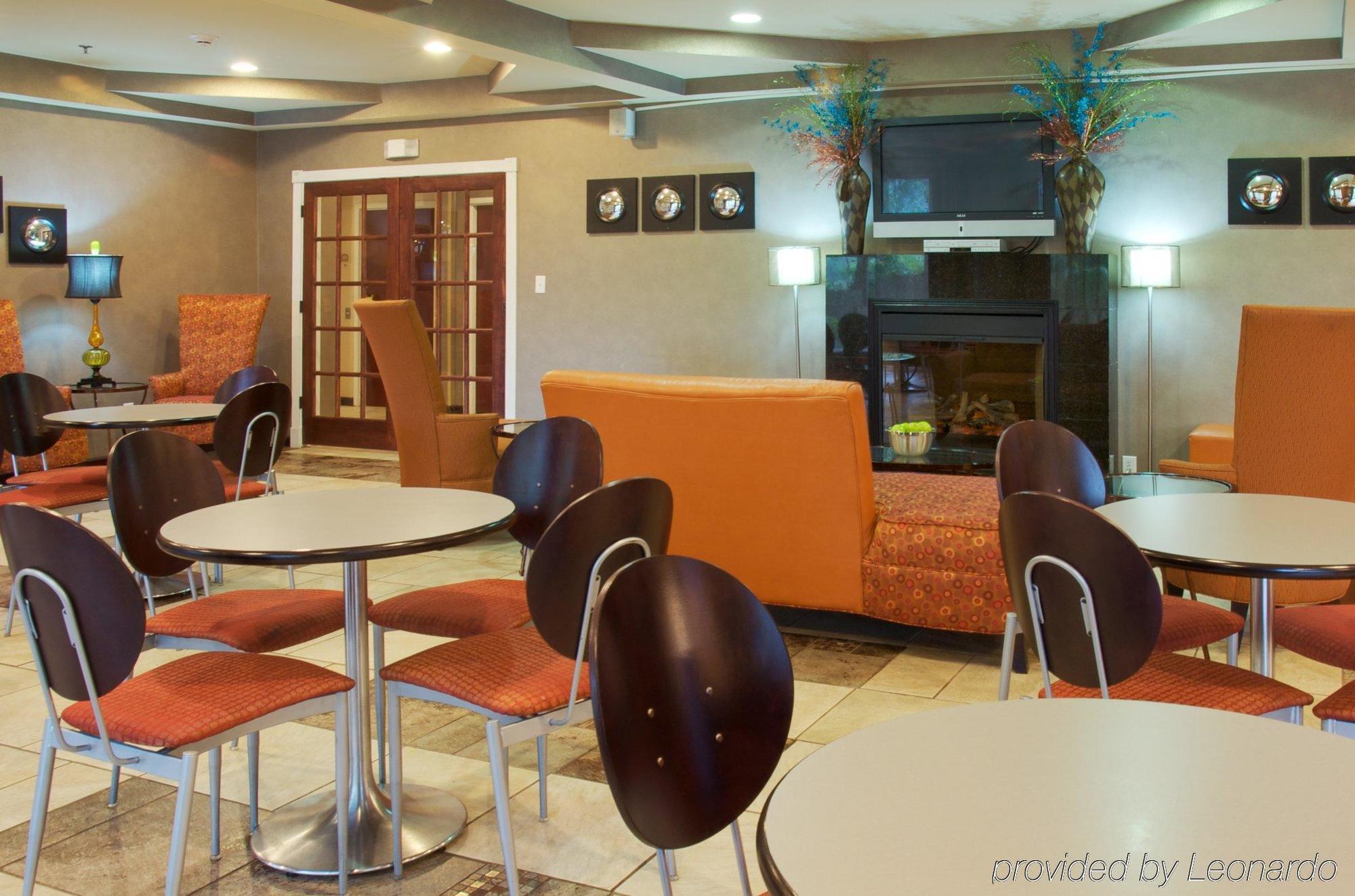 Holiday Inn Express & Suites Alexandria, An Ihg Hotel Restoran gambar