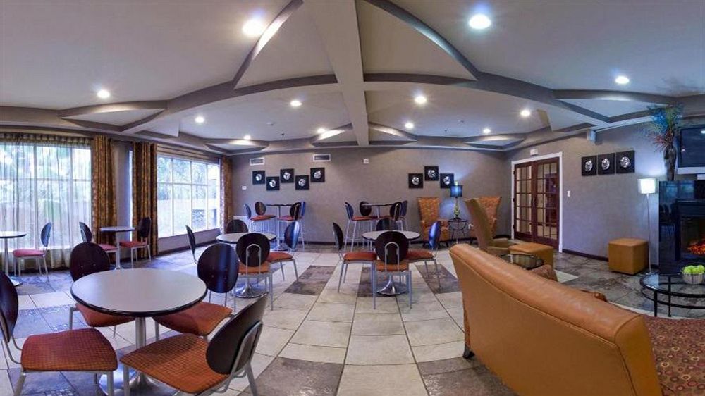 Holiday Inn Express & Suites Alexandria, An Ihg Hotel Luaran gambar